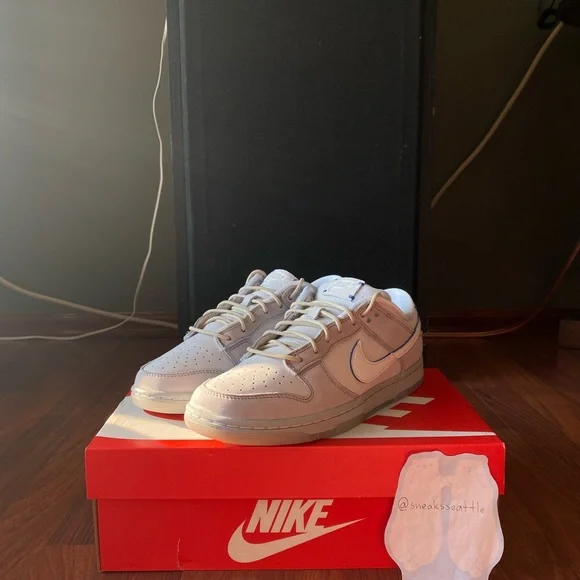 Nike Dunk Low Wolf Grey Pure Platinum 2022 Size 11M DX3722-001 - Free Shipping